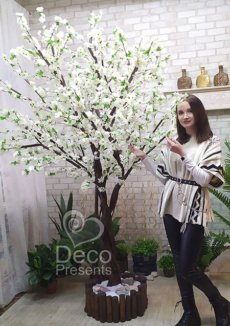 White cherry blossoms can serve as a wonderful decoration for an event (wedding, birthday), an element of a photo zone, or a unique highlight of the interior of a salon, photo studio, shop, cafe.