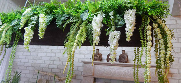 Hanging arrangement of artificial plants and flowers, buy in USA, Australia, Austria